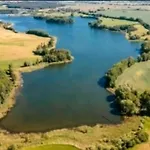 Mueritz Nationalpark - Wohnmobilstellplatz In Der Mecklenburgischen Seenplatte Strom & Wasser Vor Ort Kemping