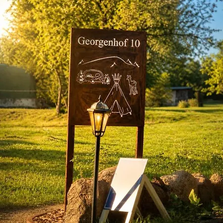 Mueritz Nationalpark - Wohnmobilstellplatz In Der Mecklenburgischen Seenplatte Strom & Wasser Vor Ort * Carpin